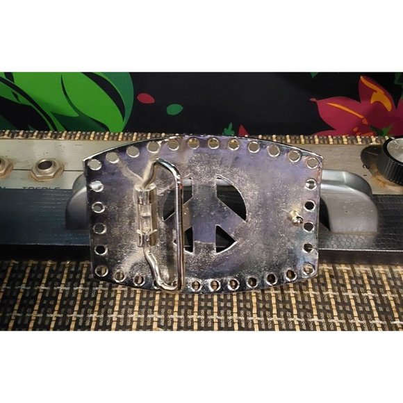 NEW Unisex Rhinestone Embellished Silver Peace Sign Belt Buckle - Picture 2 of 4